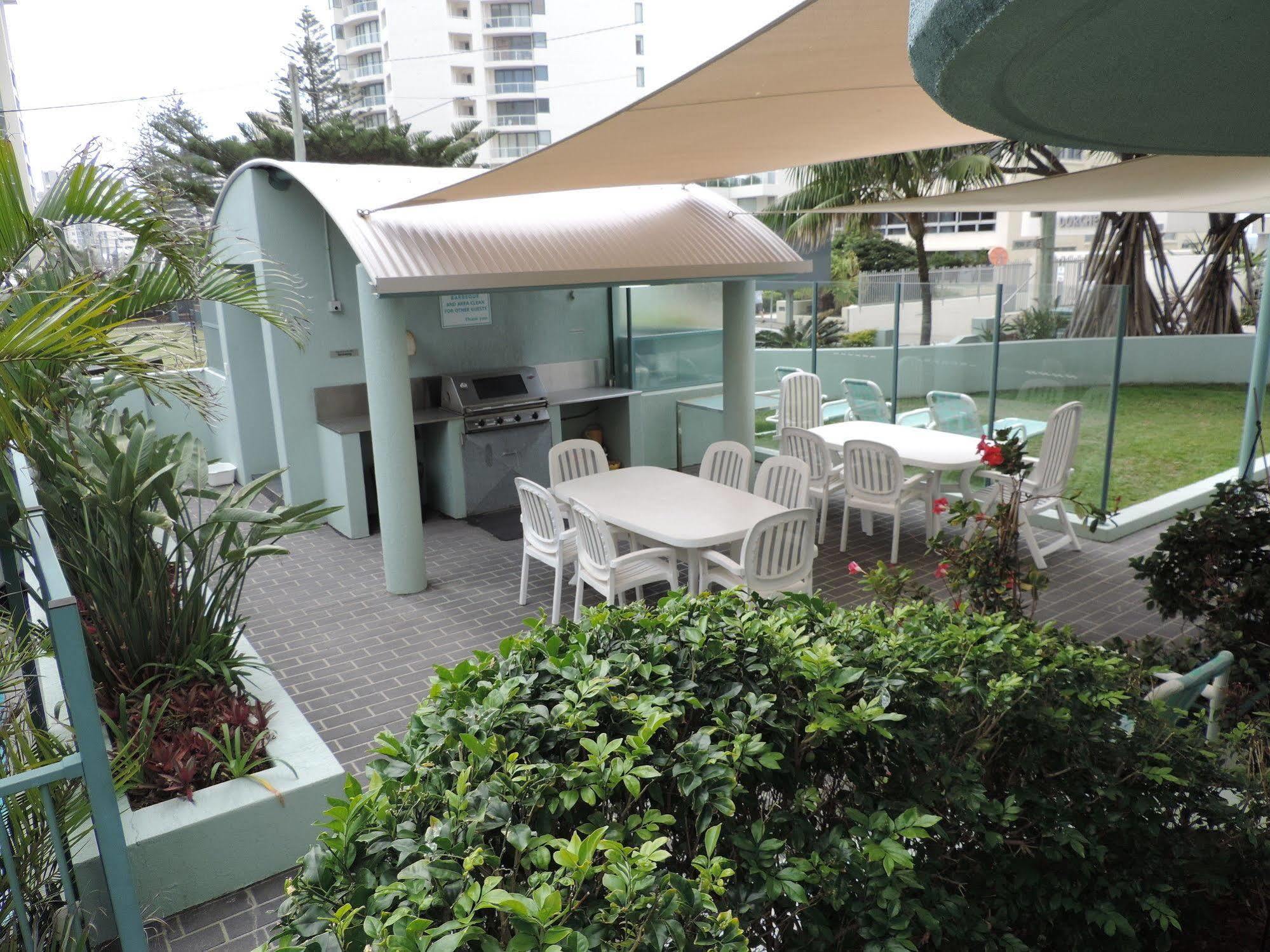 Emerald Sands Holiday Apartments Surfers Paradise Zewnętrze zdjęcie